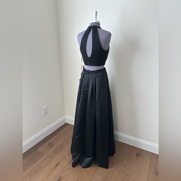 NWT Black Full Length Satin Beaded Two-Piece Formal Gown - Picture 5 of 16